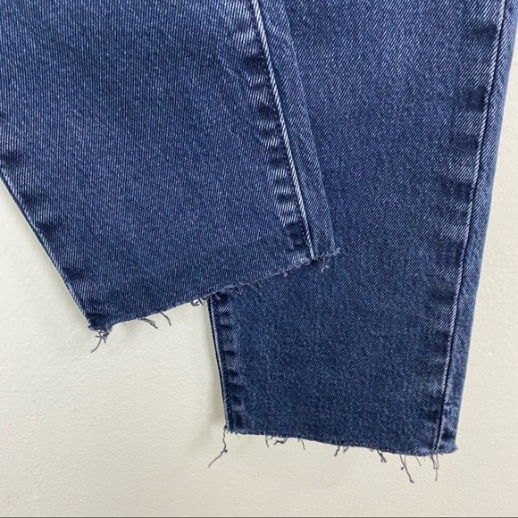 Levi’s Premium Wedgie Fit Icon High Rise Raw Hem Jeans in color Black and Blue - Picture 10 of 12